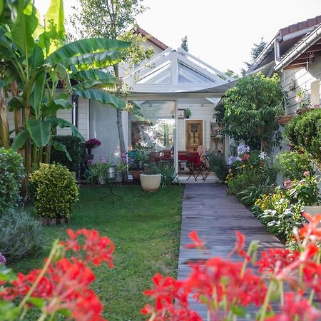 L'Isle De France Bed & Breakfast กงฟล็องส์-แซงโตโนรีน ภายนอก รูปภาพ