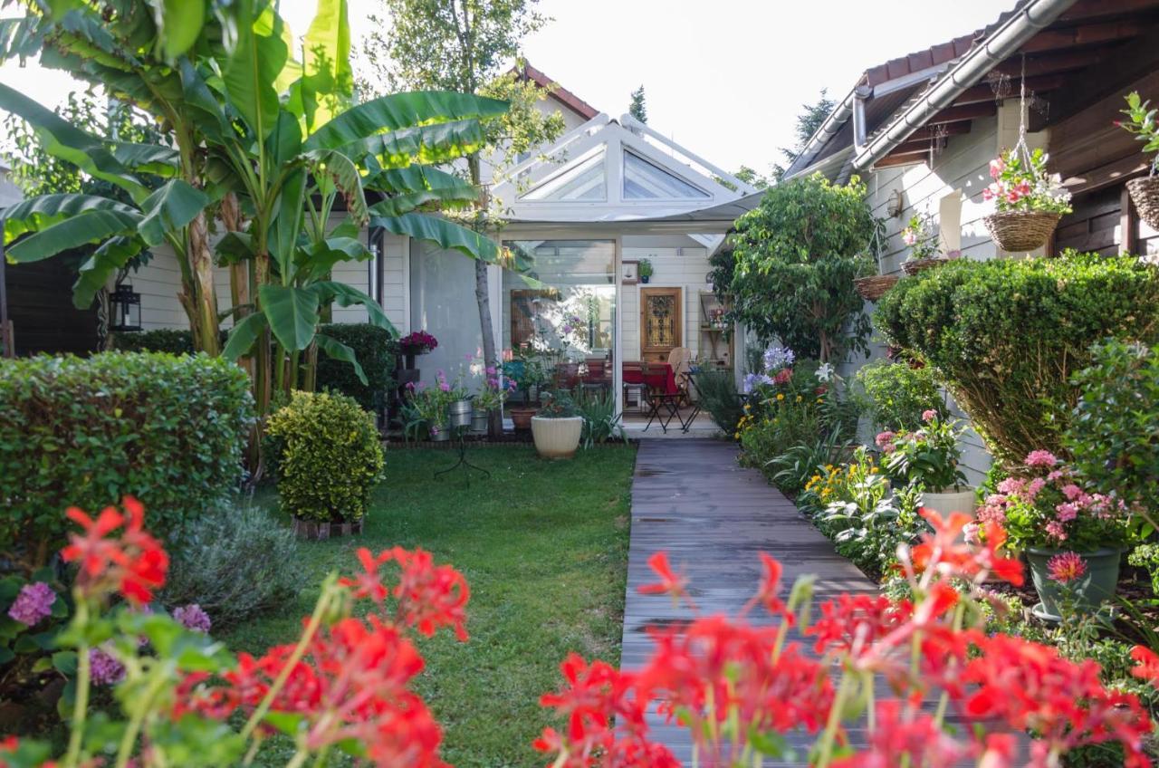 L'Isle De France Bed & Breakfast กงฟล็องส์-แซงโตโนรีน ภายนอก รูปภาพ